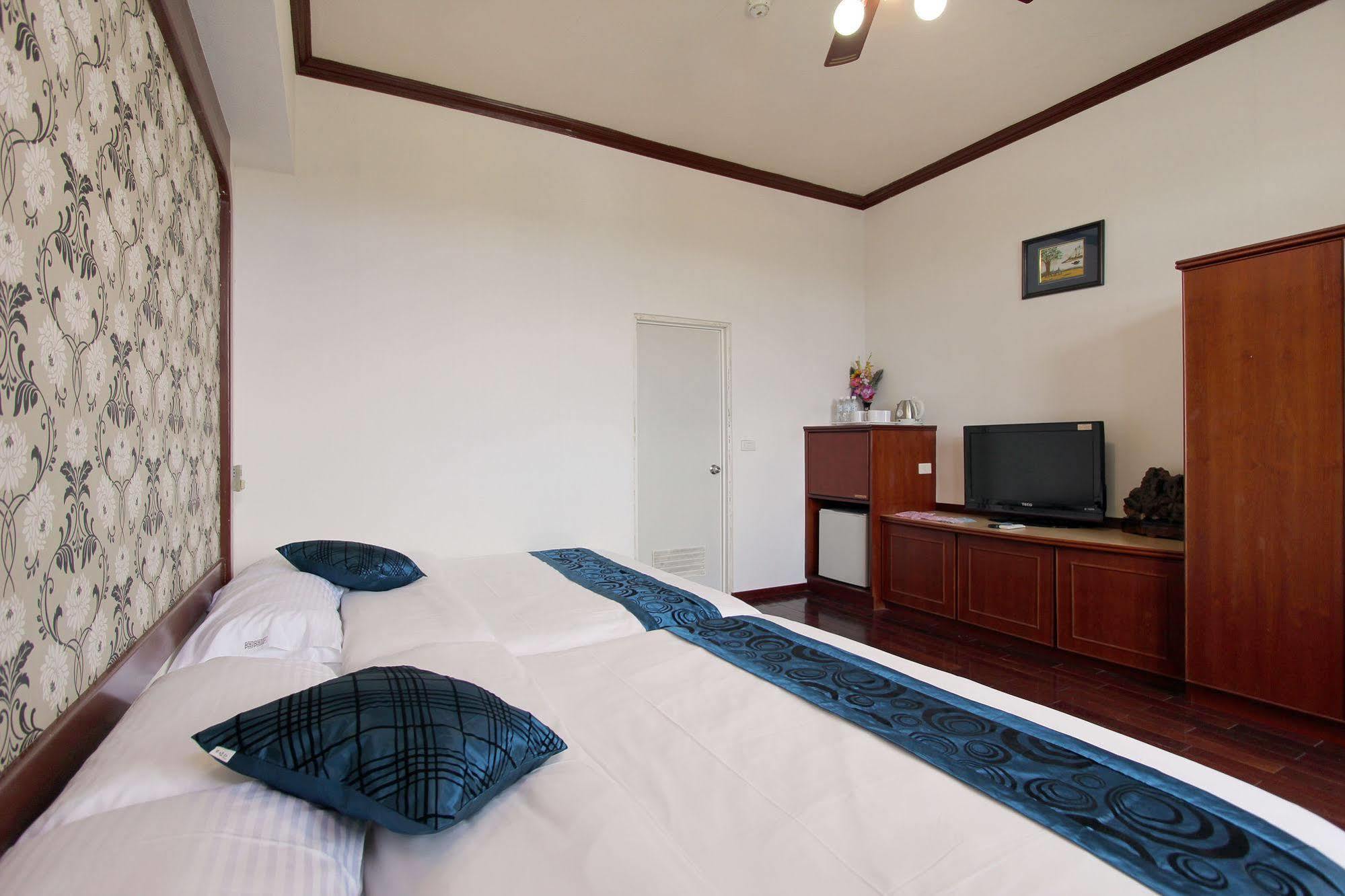 陶陶居商旅 Tautauchu Hotel Хуалиен Сити Екстериор снимка