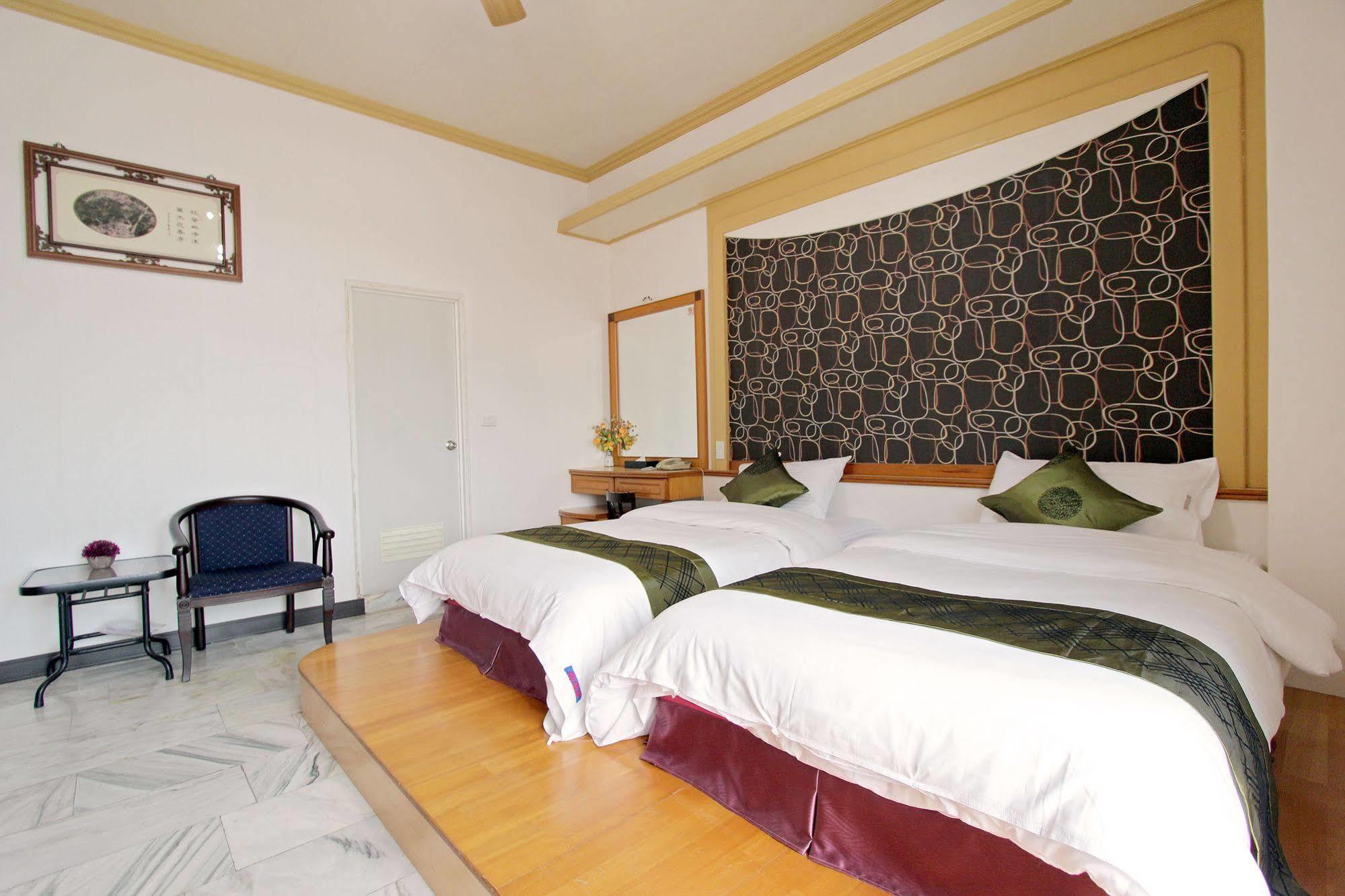 陶陶居商旅 Tautauchu Hotel Хуалиен Сити Екстериор снимка