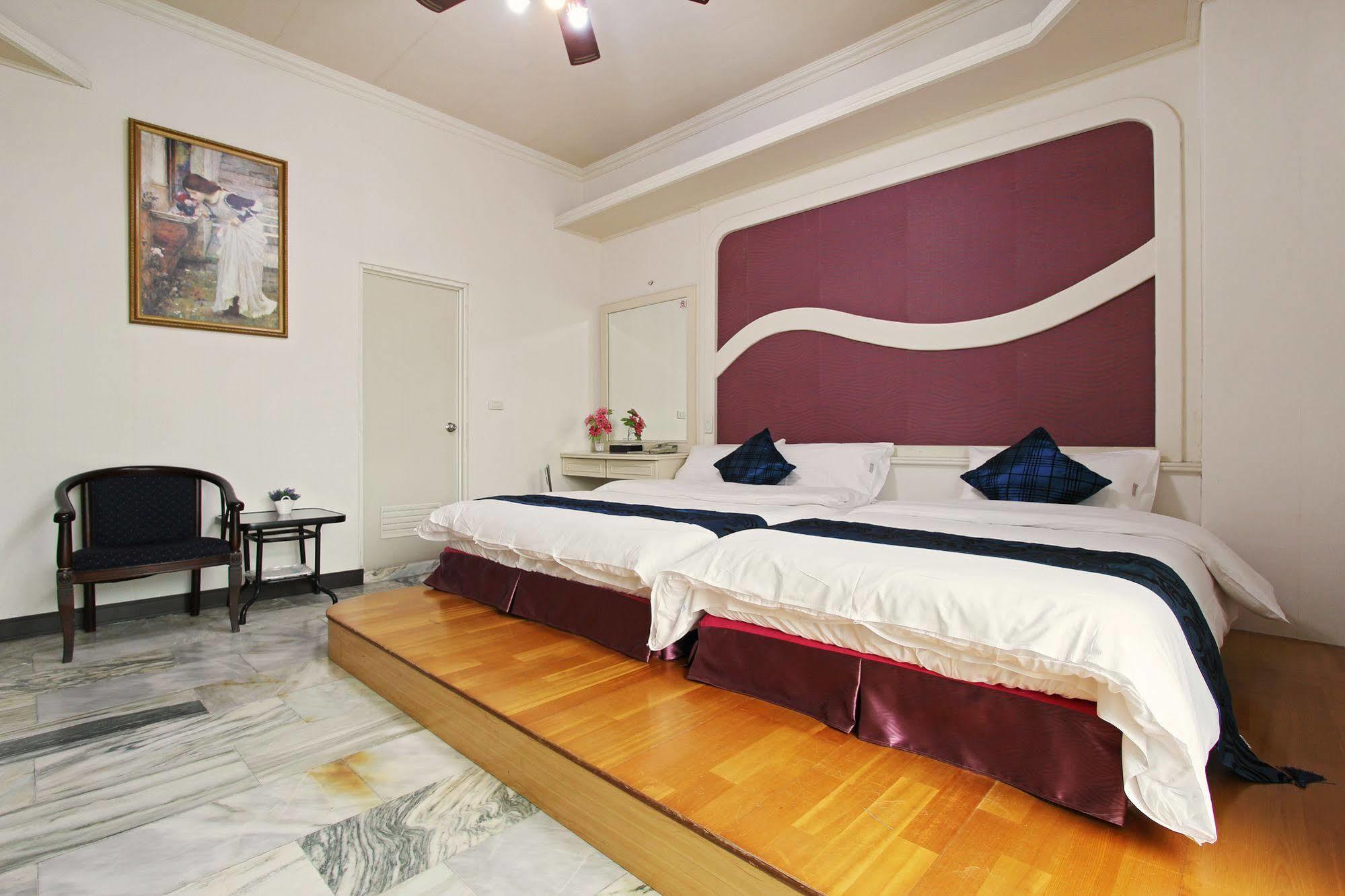 陶陶居商旅 Tautauchu Hotel Хуалиен Сити Екстериор снимка
